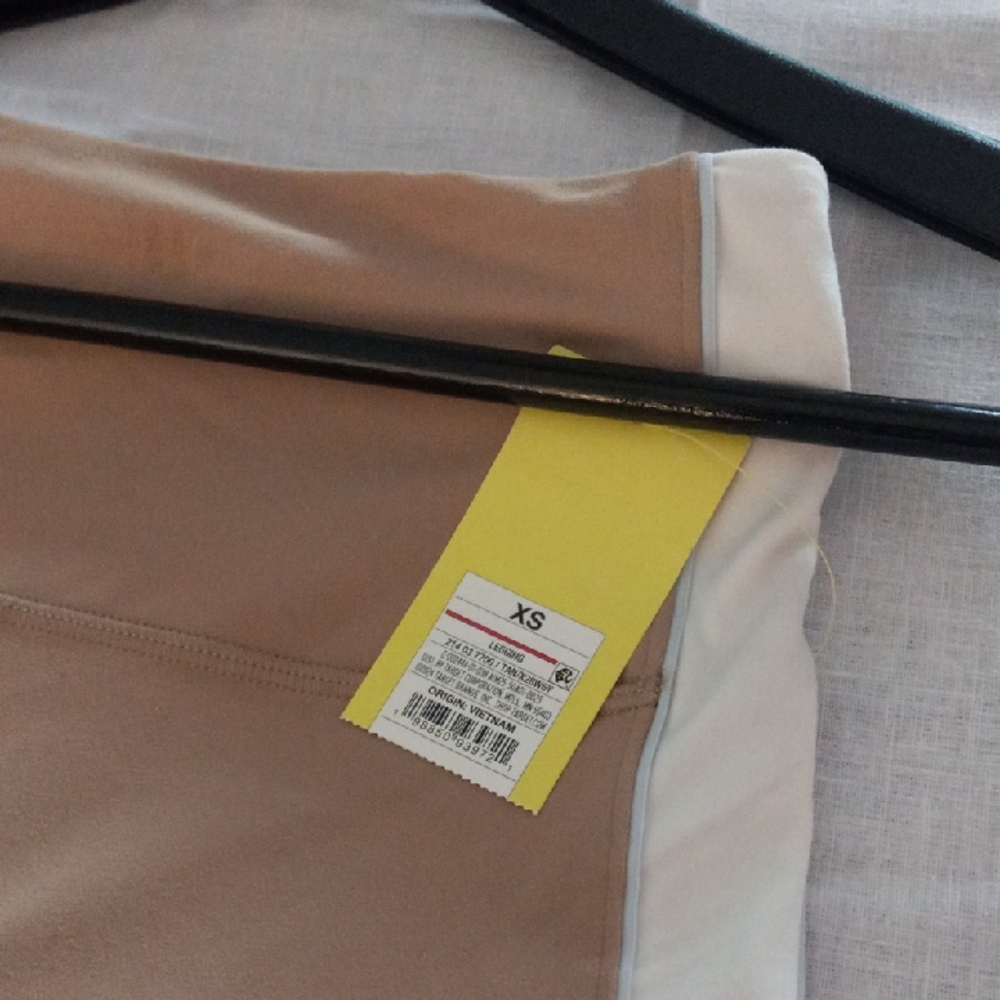 All in Motion Beige Leggings with White Stripes - Picture 6 of 6